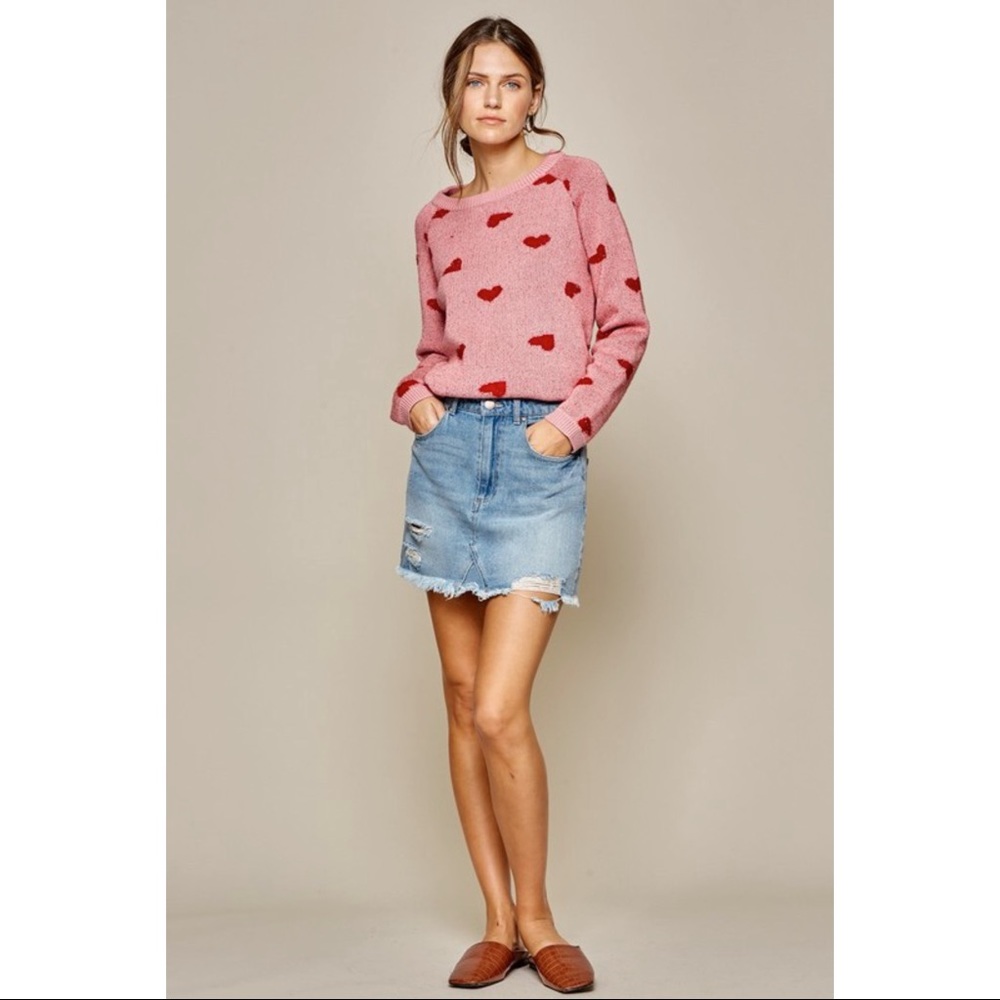 LAST ONE - QUEEN OF HEARTS PULLOVER SWEATER - Picture 5 of 6